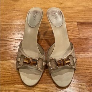 Gucci Beige Jacquard slide sandal in 39